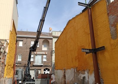 Servicios de transporte camión pluma